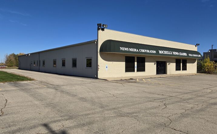Pictures of Retail property located at 211 E Il Route 38 Highway, Rochelle, IL 61068 for sales - image #1