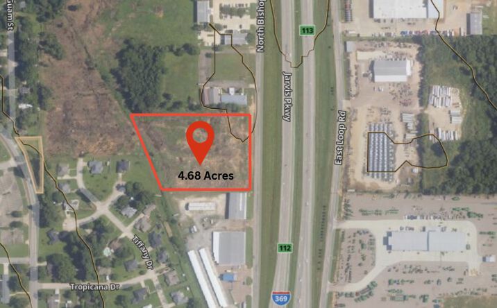 Pictures of Land property located at 907 N Bishop St, Wake Village, TX 75501 for sales - image #1