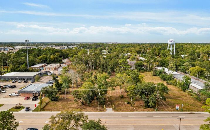 Pictures of Land property located at 417 41st St, Dickinson, TX 77539 for sales - image #1
