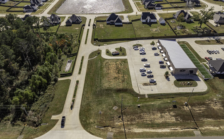 Pictures of Mixed Use, Retail, Special Purpose property located at 316 Plantation Hills Blvd, Stonewall, LA 71078 for sales - image #1
