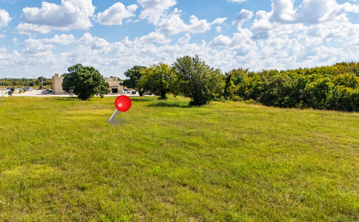 Pictures of Land property located at 2001 Corporate Pkwy, Waxahachie, TX 75165 for sales - image #1