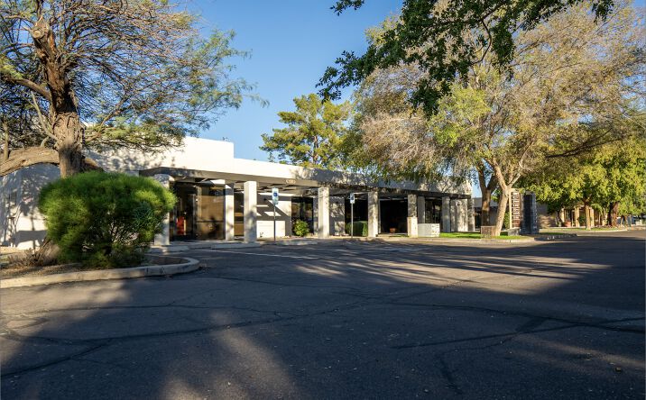 Pictures of Office property located at 2306 S McClintock Dr, Tempe, AZ 85282 for sales - image #1