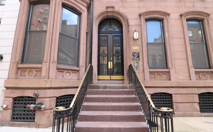 Pictures of Multifamily, Office property located at 2112 Walnut St, Philadelphia, PA 19103 for sales - image #1