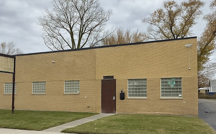 Pictures of Industrial property located at 25916 W Seven Mile, Redford, MI 48240 for sales - image #1