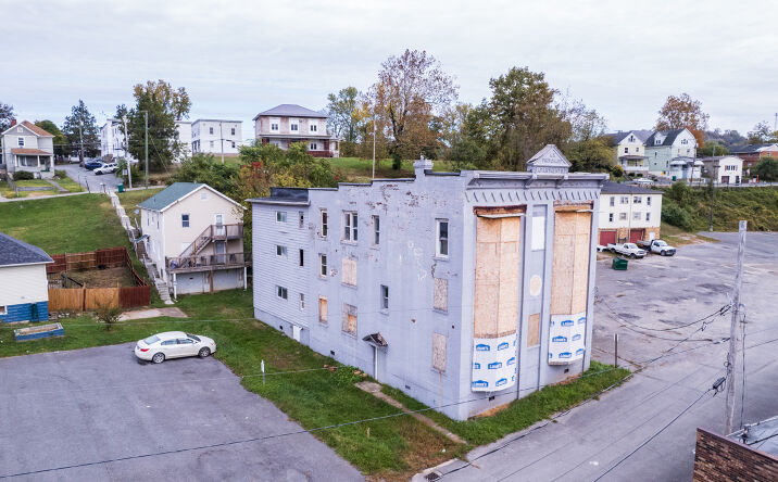 Pictures of Multifamily property located at 1 Bruce St, Clarksburg, WV 26301 for sales - image #1