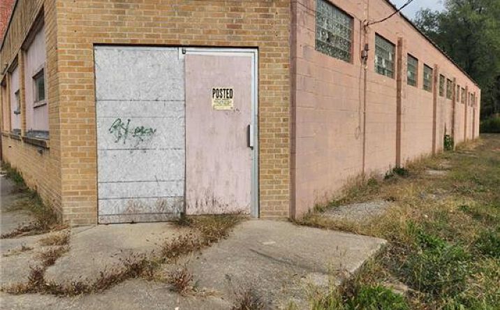 Pictures of Industrial property located at 5101 Savannah Road, St Joseph, MO 64505 for sales - image #1