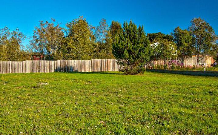 Pictures of Land property located at 102 Dana Street, Fort Bragg, CA 95437 for sales - image #1