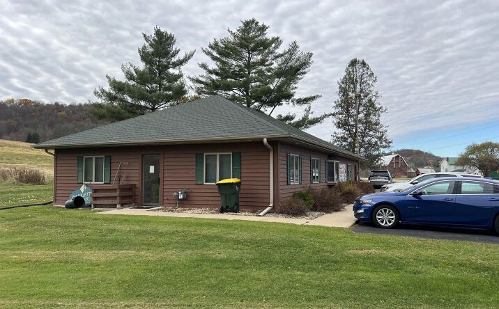 Pictures of Office property located at 23295 US Hwy 14, Richland Center, WI 53581 for sales - image #1