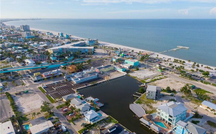 Pictures of Land property located at 914 Third St, Fort Myers Beach, FL 33931 for sales - image #1