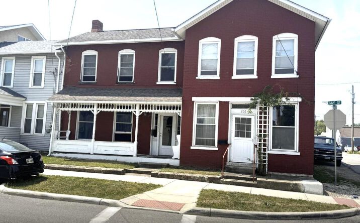 Pictures of Mixed Use, Multifamily property located at 202 Gay Street, Plain City, OH 43064 for sales - image #1