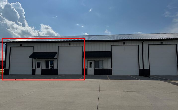 Pictures of Retail, Industrial property located at 200 Greenfield Dr, Tiffin, IA 52340 for sales - image #1