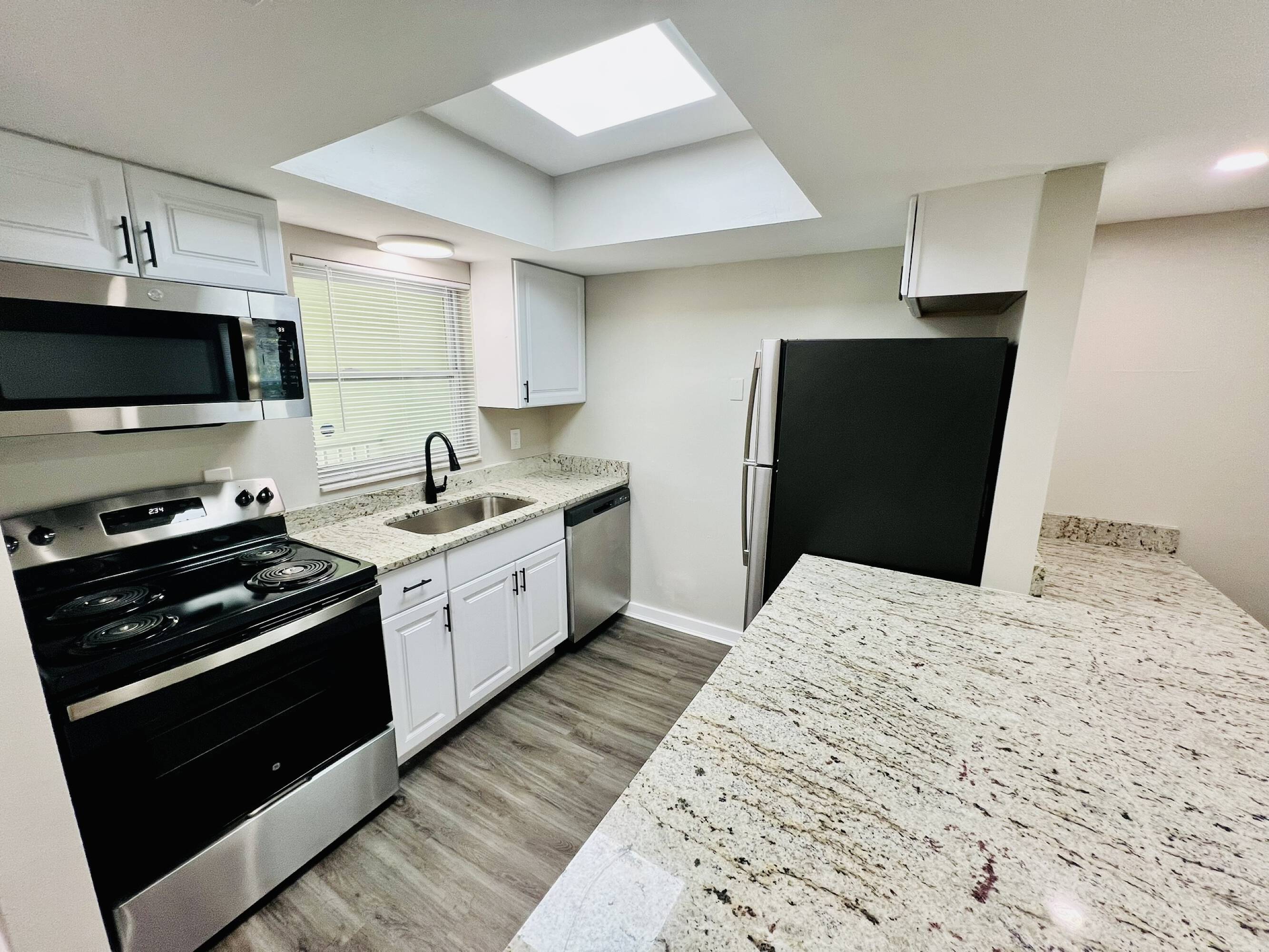 2045 Alpine Rd, Clearwater, FL 33755 | Crexi.com