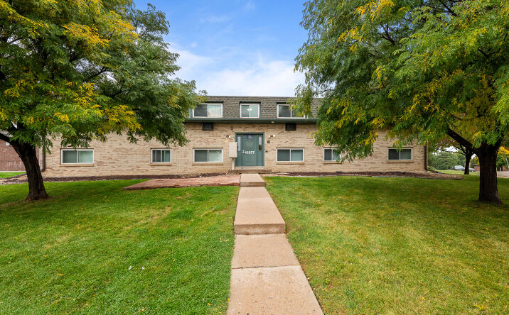 Pictures of Multifamily property located at 10527 W 6th Pl, Lakewood, CO 80215 for sales - image #1