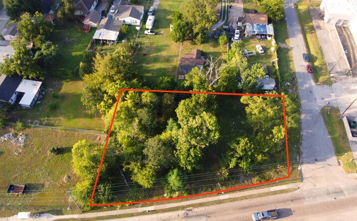 Pictures of Land property located at 3110 Tidwell Rd, Houston, TX 77093 for sales - image #1