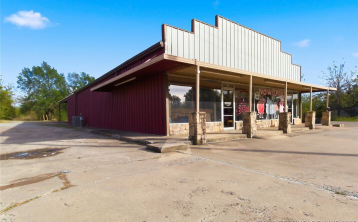 Pictures of Mixed Use, Office, Retail, Special Purpose property located at 1016 N Washington, Durant, OK 74701 for sales - image #1