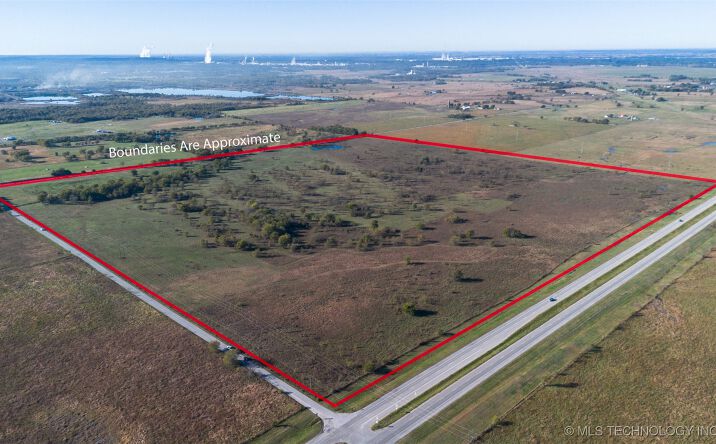 Pictures of Land property located at Hwy 20, Pryor, OK 74361 for sales - image #1