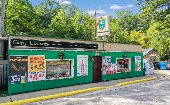 Pictures of Mixed Use property located at 2853 N State Route 178, Utica, IL 61373 for sales - image #1