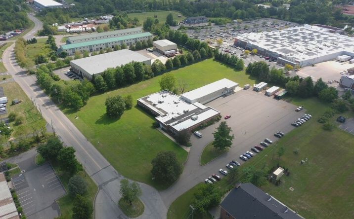 Pictures of Industrial property located at 8 Minneakoning Rd, Flemington, NJ 08822 for sales - image #1