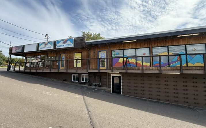 Pictures of Retail property located at 11642 SW Pacific Hwy, Tigard, OR 97223 for sales - image #1