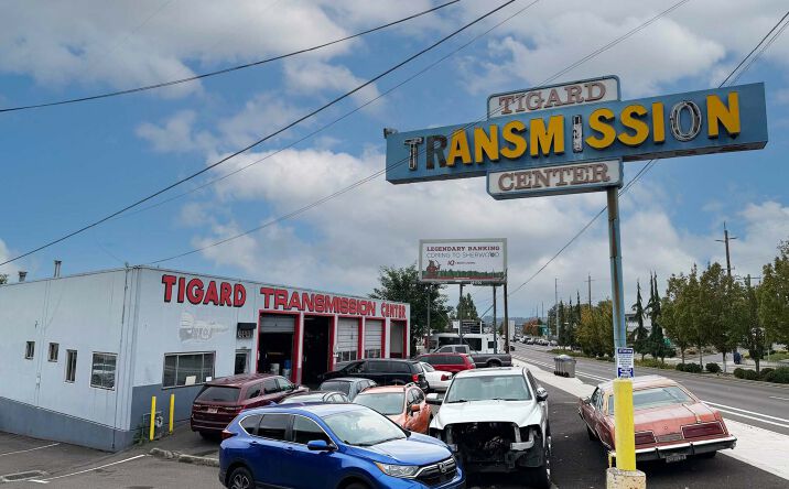 Pictures of Industrial property located at 11646 SW Pacific Hwy, Tigard, OR 97223 for sales - image #1