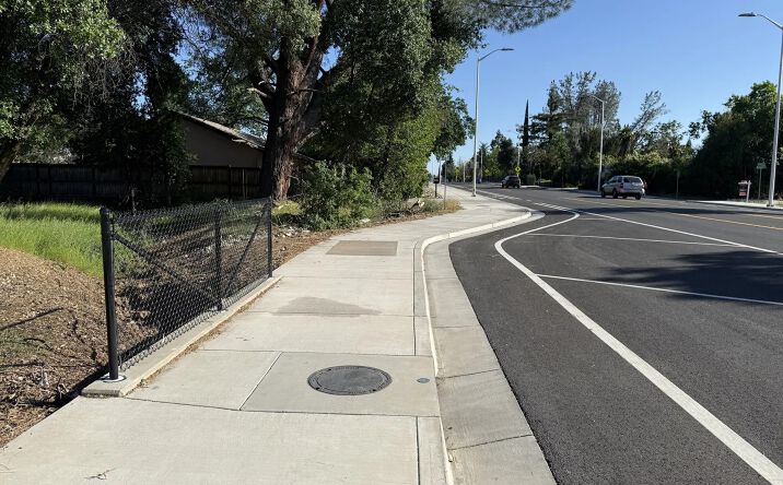 Pictures of Retail property located at 3643 Bechelli Ln, Redding, CA 96002 for sales - image #1