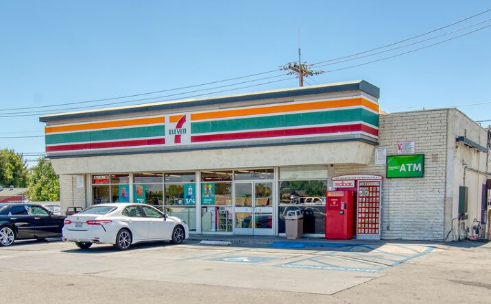 image of property at 1701 PACHECO RD Bakersfield CA 93304