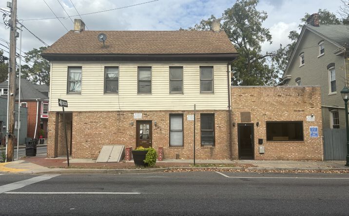 Pictures of Multifamily property located at 200-202 E Franklin St, Hagerstown, MD 21740 for sales - image #1