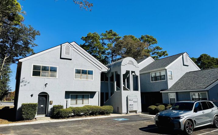 Pictures of Office property located at 710 21st Ave N, Myrtle Beach, SC 29577 for sales - image #1