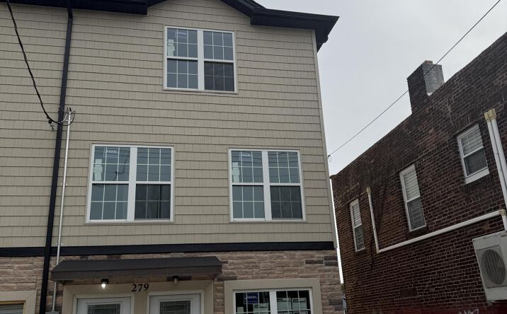 Pictures of Multifamily property located at 279 South Avenue, Staten Island, NY 10303 for sales - image #1