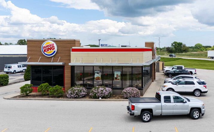 Pictures of Retail property located at 2723 Beck Dr, Waterford, WI 53185 for sales - image #1