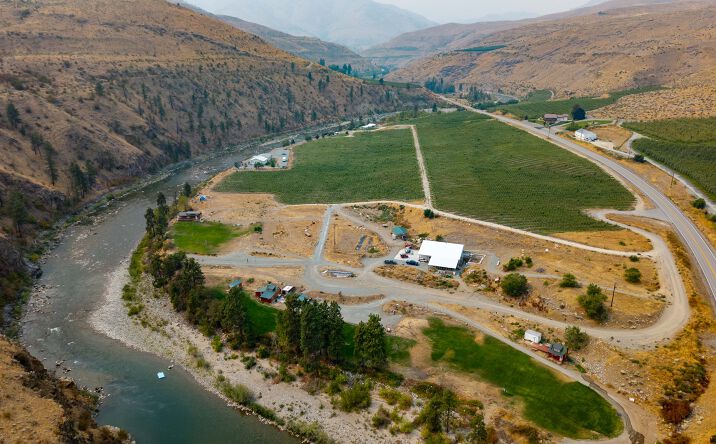 Pictures of Land, Mixed Use, Special Purpose property located at 385 WA-153, Pateros, WA 98846 for sales - image #1