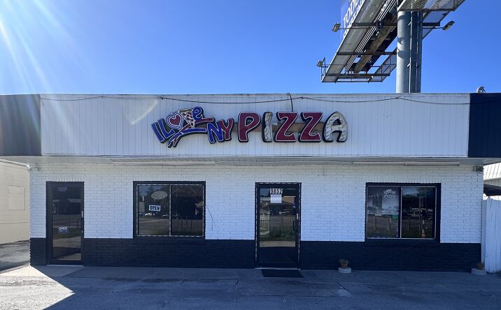 Pictures of Retail property located at 9852 E Colonial Dr., Orlando, FL 32817 for sales - image #1