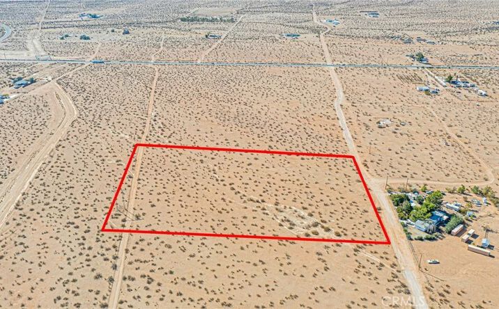 Pictures of Land property located at 0 Colusa Rd, Apple Valley, CA 92308 for sales - image #1