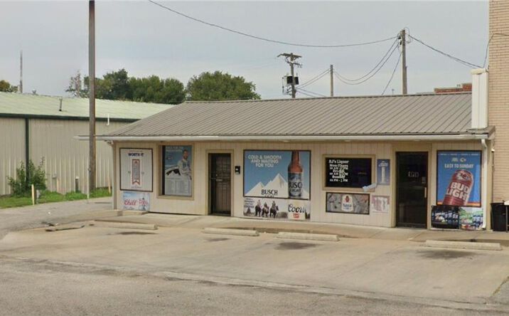 217 E Pine Street, Columbus, KS 66725 | Crexi.com