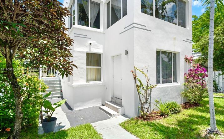 Pictures of Multifamily property located at 555 NE 70th St, Miami, FL 33138 for sales - image #1