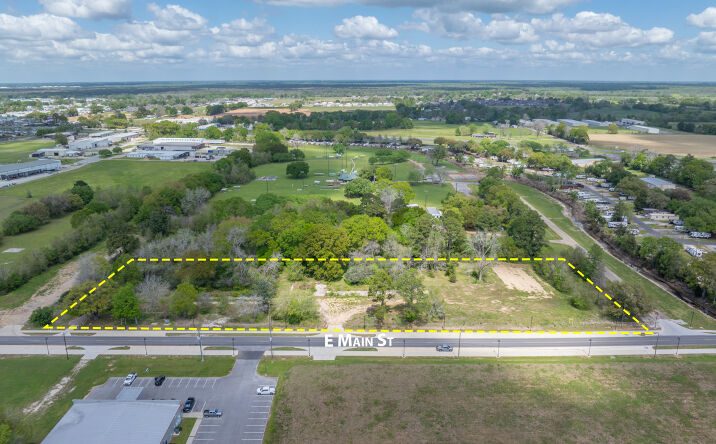 Pictures of Land property located at 815 E Main St, Broussard, LA 70518 for sales - image #1
