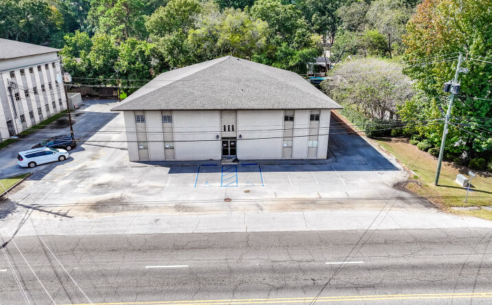 Pictures of Office property located at 111 Coliseum Blvd, Montgomery, AL 36109 for sales - image #1