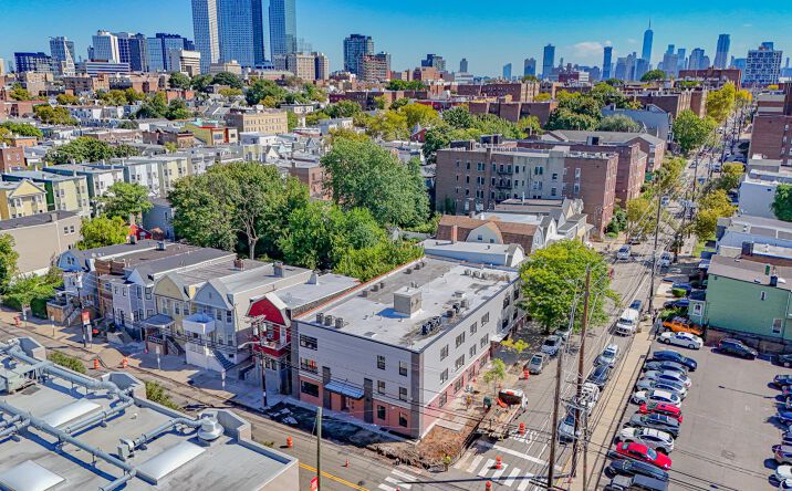 image of property at 850 W SIDE AVE Jersey City NJ 07306-6514
