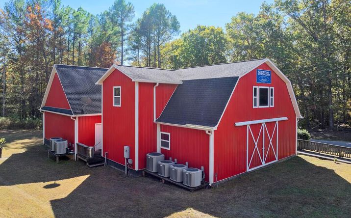 Pictures of Mixed Use property located at 215 Baker Road, Huntingdon, TN 38344 for sales - image #1