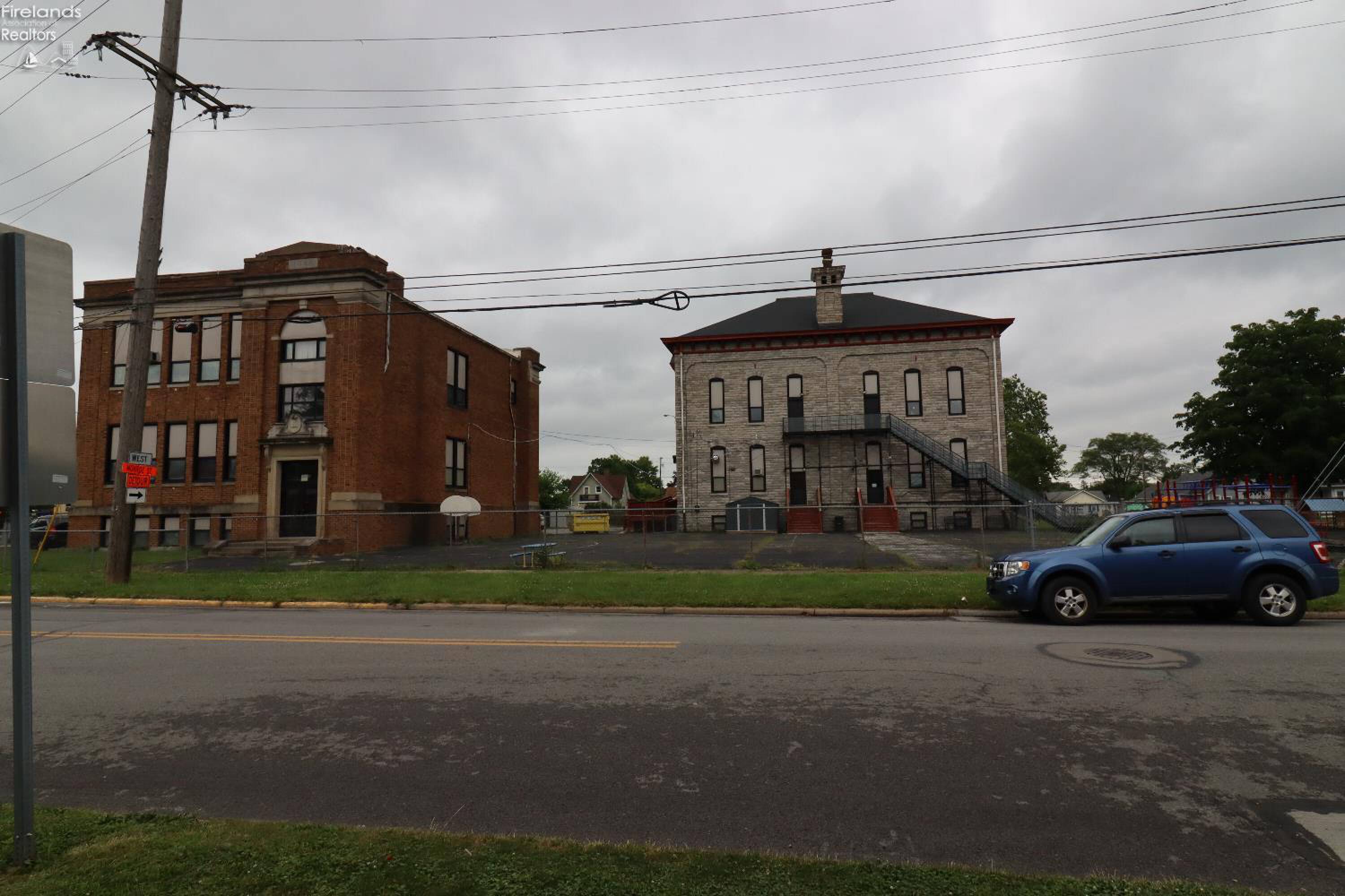 1925 Barker St, Sandusky, OH 44870