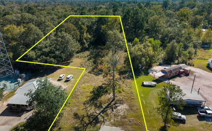 Pictures of Land property located at 26242 Farm to Market Road 2090, Splendora, TX 77372 for sales - image #1