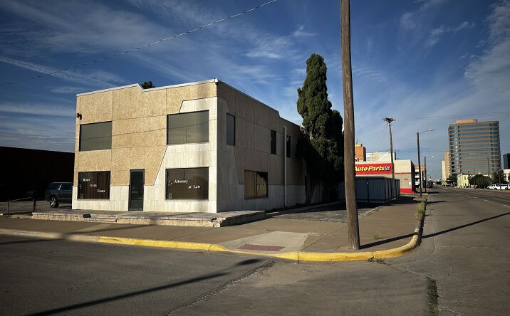 Pictures of Office property located at 125 N Fort Worth St, Midland, TX 79701 for sales - image #1