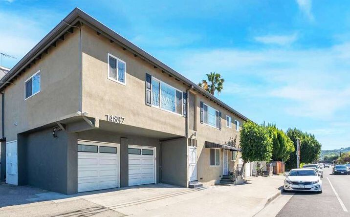 Pictures of Multifamily property located at 14857 Hartsook St, Los Angeles, CA 91403 for sales - image #1