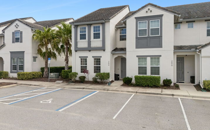 Pictures of Hospitality property located at 294 Captiva Dr., Davenport, FL 33896 for sales - image #1