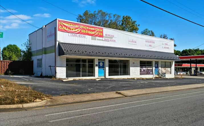 Pictures of Industrial, Office, Retail property located at 778 Westover Dr, Danville, VA 24541 for sales - image #1