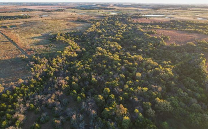 Pictures of Land, Special Purpose property located at 121st Road, Arkansas City, KS 67005 for sales - image #1