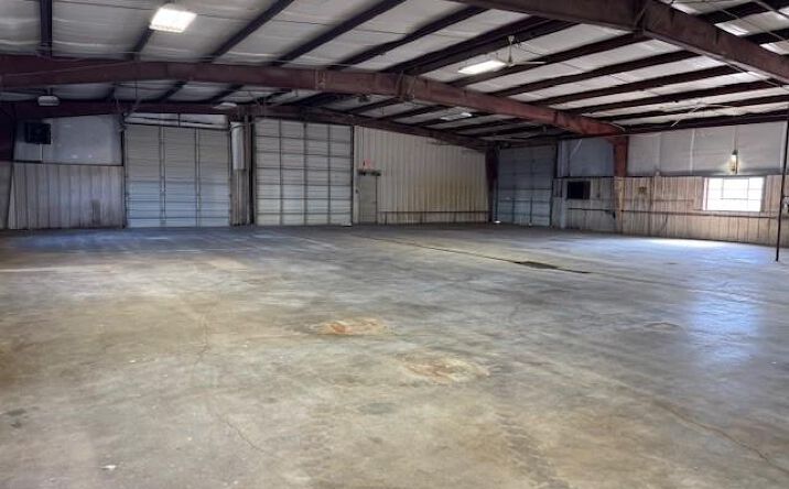 Pictures of Industrial property located at 1526 2nd Street, Fredonia, KS 66736 for sales - image #1