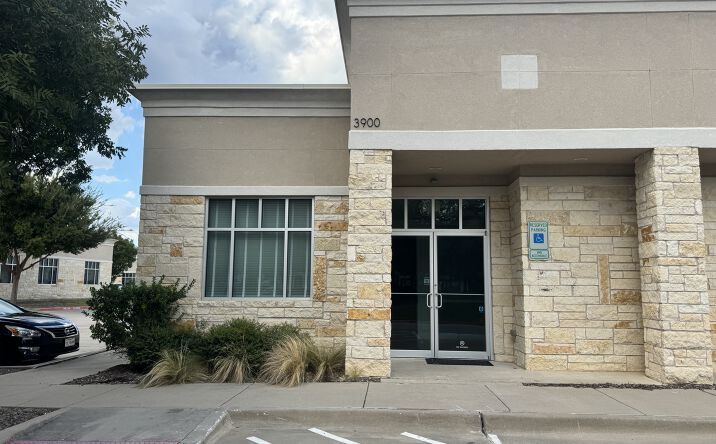 Pictures of Office, Retail property located at 3900 S Stonebridge Dr Suite 101, McKinney, TX 75070 for sales - image #1