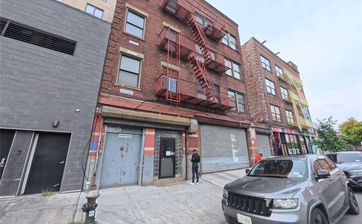 Pictures of Industrial property located at 11 Canal Place, New York, NY 10451 for sales - image #1