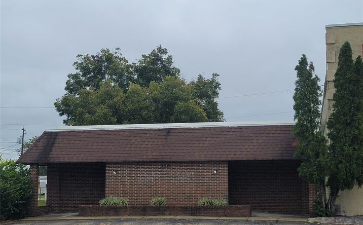 Pictures of Industrial property located at 526 N Daleville Avenue, Daleville, AL 36322 for sales - image #1
